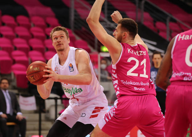 更多年轻球 更多年轻球